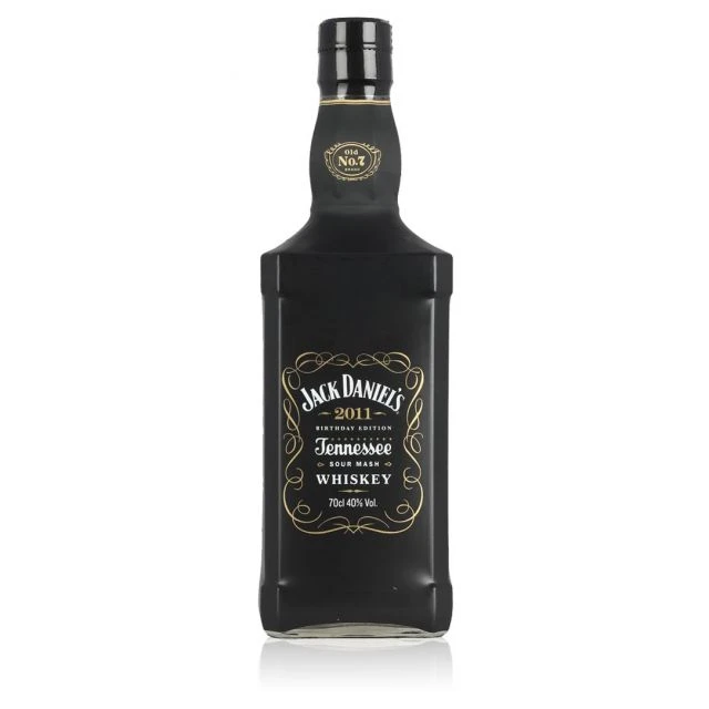 Jack Daniel's Old No. 7 Tennessee Whiskey 2011 Birthday Edition 0.7L (40%) 3 Jack Daniel's Old No. 7 Tennessee Whiskey 2011 Birthday Edition 0.7L (40%)