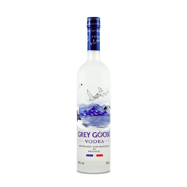 Grey Goose Vodka 0.7L (40% Vol.) With Engraving 3 Grey Goose Vodka 0.7L (40% Vol.) With Engraving